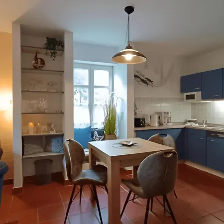 Rugana - Klassik Mit 1 Schlafzimmer Und Terrasse B56